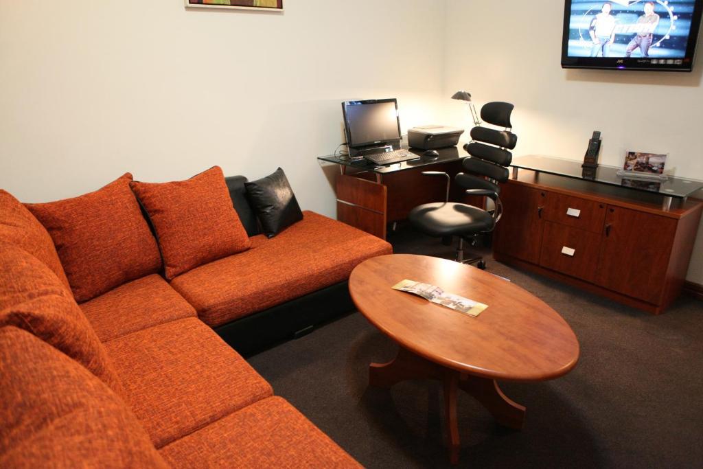 Plasma Hotel Tripoli Pokoj fotografie