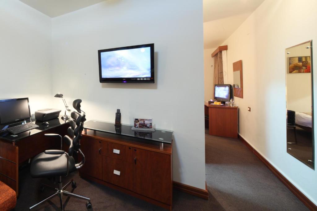 Plasma Hotel Tripoli Pokoj fotografie
